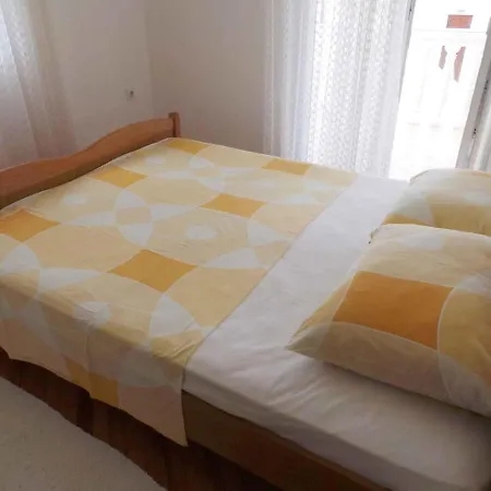 Grebastica/sibenik Riviera 7036 Apartment