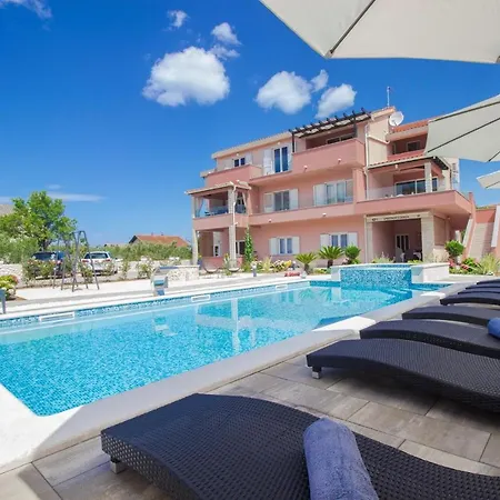 - Sibenik Riviera 7036 Apartman *