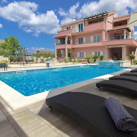 Apartment Grebastica/sibenik Riviera 7036 Grebastica